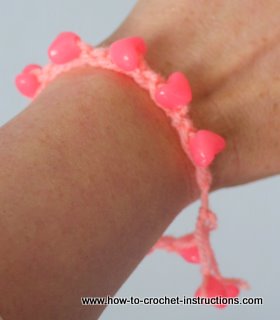 crochet beaded wristband