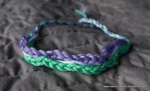 3 colour crochet wristband